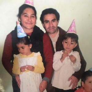 Meet your Posher, Daniela